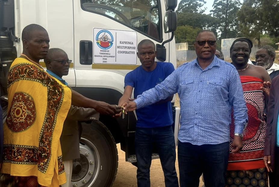 DEVELOPMENT: Tinkhundla Minister David Cruizer Ngcamphalala hands over Tipper Truck worth R2.5million to KaPhunga Multi-purpose Corporative.