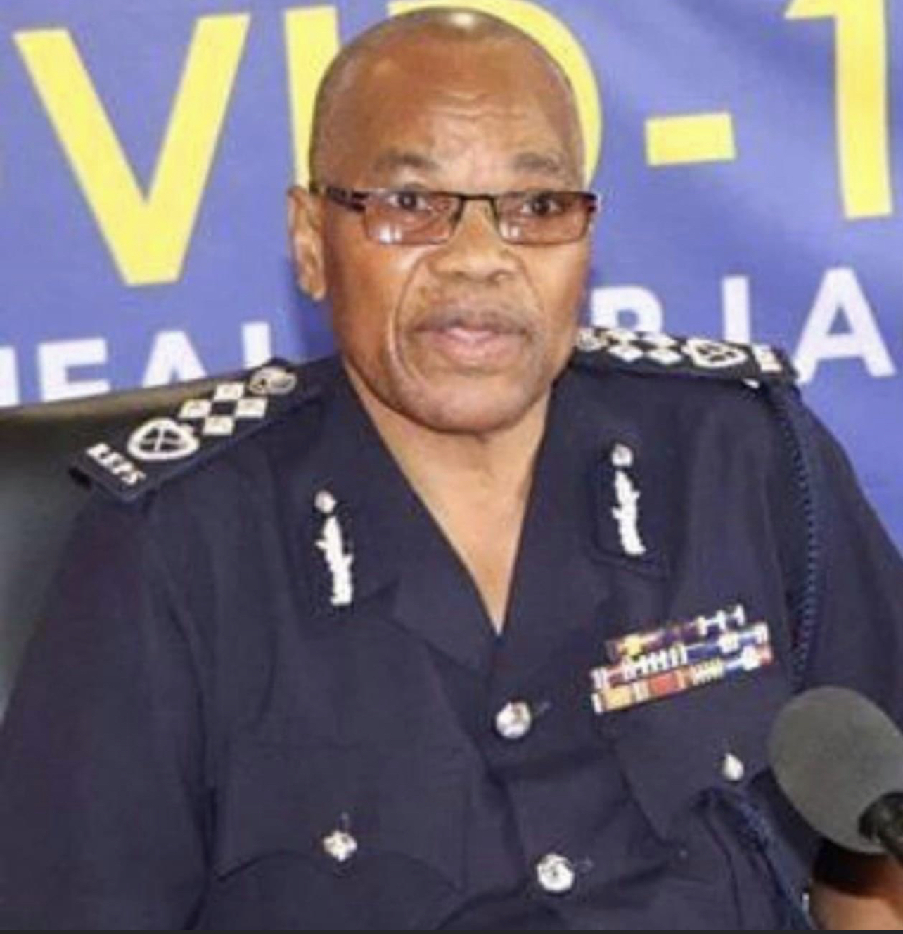 King Mswati forced reluctant National Commissioner William Dlamini to arrest pro-democracy MPs.