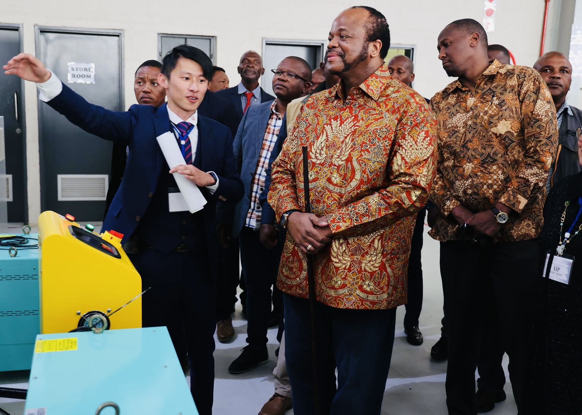 King applauds Kareem Ashraff’s Power Pack Africa and Union Papers for creating jobs for emaSwati,R250million invested in projects.