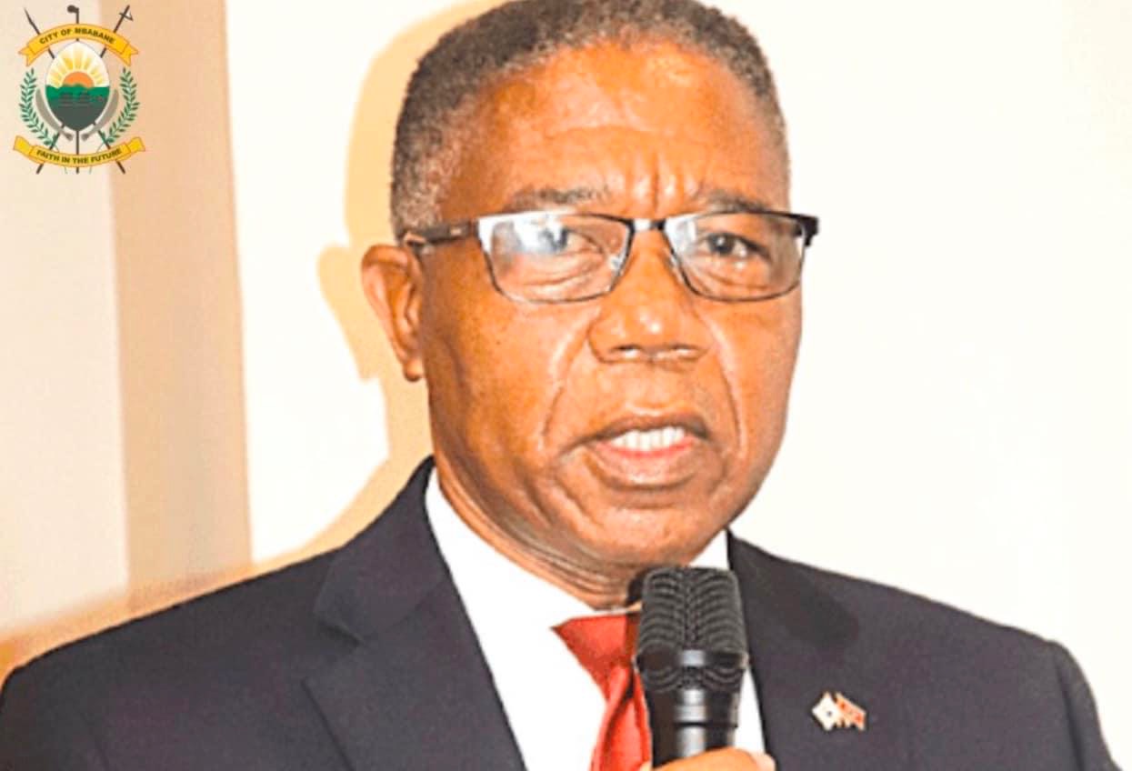 Out-going Mbabane CEO Gideon Mhlongo was paid over R120,000.00 monthly salary.