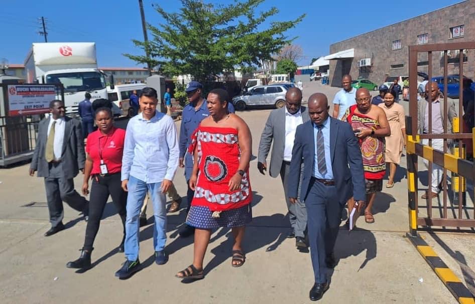 Labour Minister Phila Buthelezi visits PitBull Security, Ruchi Wholesalers to monitor worker-employer relations.