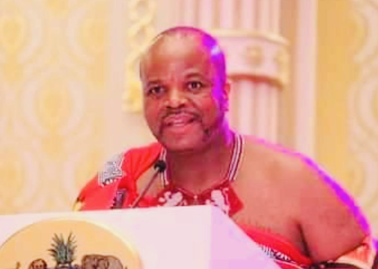 You can ‘run’ from east to west Your Majesty,at the end you dialogue or be dethroned.