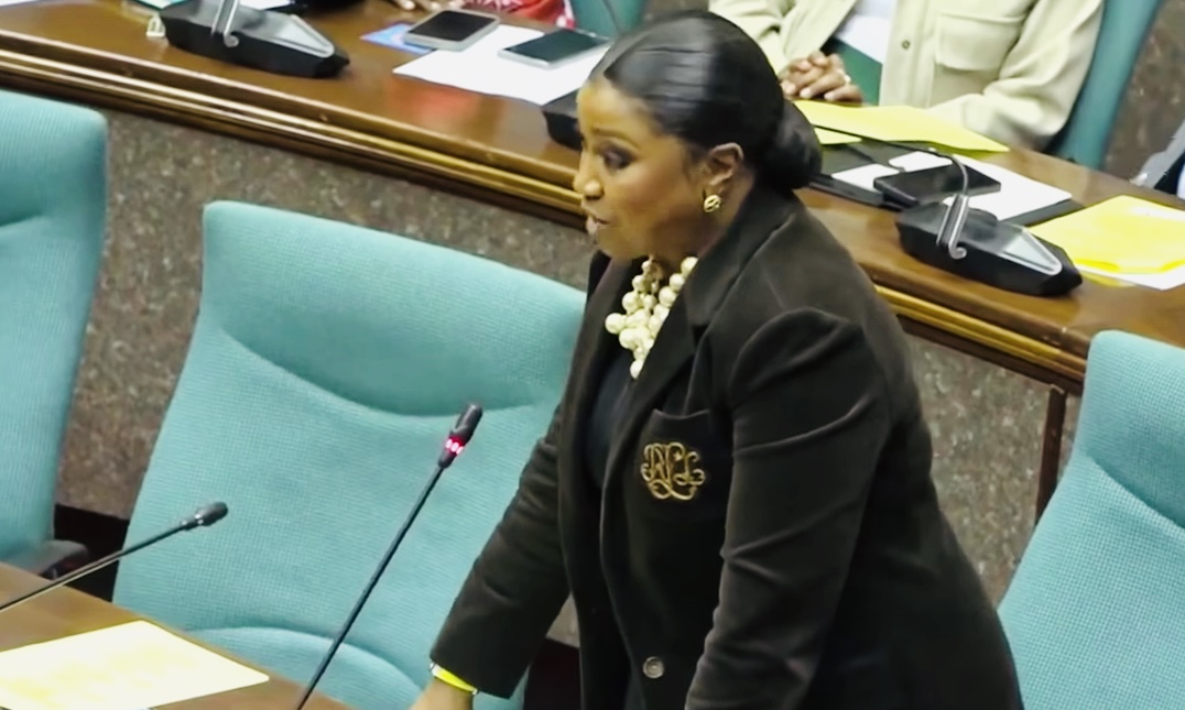 Information Minister Savannah Maziya defends Eswatini Telecoms Managing Director Themba Khumalo’s decision to retrench workers, says huge wage bill threatens sustainability of State company.