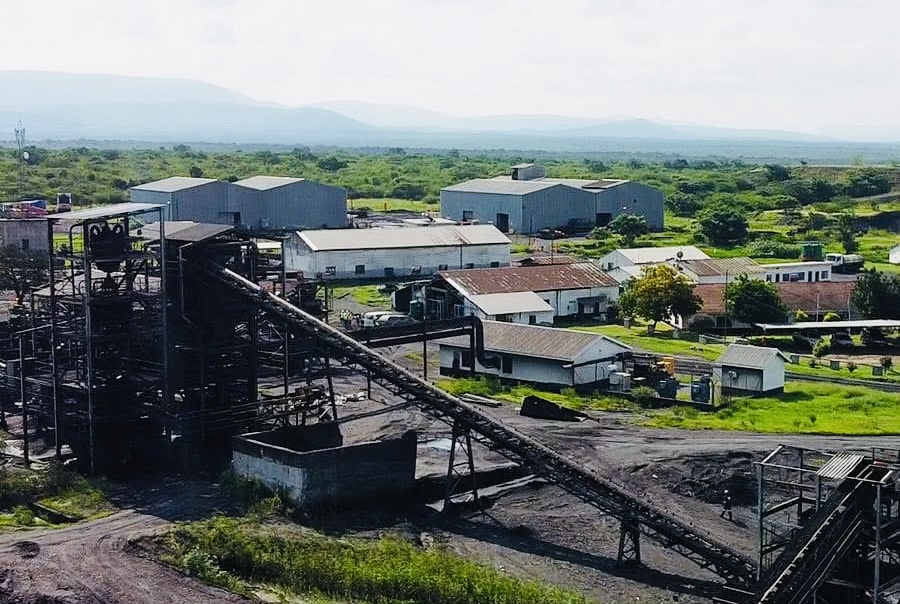 Inyatsi Group’s Maloma Colliery retrenches over two hundred(200) emaSwati, trade union says “we were consulted but workers are complaining about the calculations of their terminal benefits”.